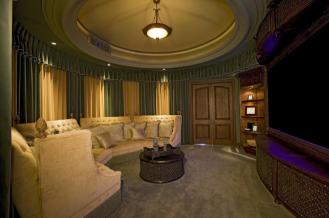 home cinema room: SoftwareSix Residential Technology Solutions Article